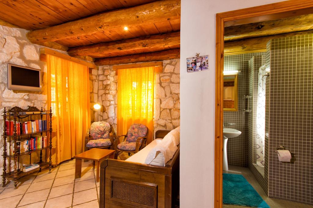 Liuba Houses Vasilikos  Exterior photo
